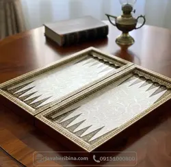 تخته نرد و شطرنج فاخر چوب و صدف همراه با جعبه چرمی _کد:35192