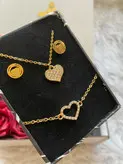 باکس کادویی زنانه لاکچری | ست کامل اکسسوری با ساعت، عروسک و گل رز | انتخابی شیک برای روز زن و روز مادر+ ارسال رایگان