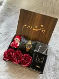 باکس هدیه ویژه روز زن | ست اکسسوری شیک با ساعت، گردنبند، عروسک و رز ربانی| مناسب هدیه مناسبتی + ارسال رایگان