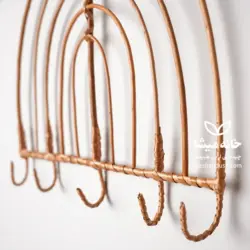 دیوارکوب و آویز لباس حصیری خانه عروسک ها - خانه میشا