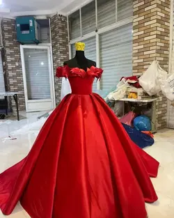 لباس عروس ساتن برگی