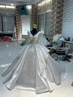 لباس عروس انجولیکا با تزیین دانتل برجسته کد 419