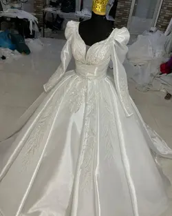 لباس عروس سه کلوش انجولیکا تزیینات دانتل عربی