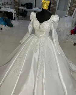لباس عروس سه کلوش انجولیکا تزیینات دانتل عربی