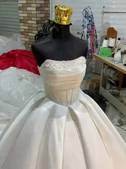 لباس عروس ساتن کد ۴۲۸