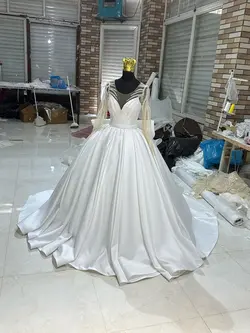 لباس عروس ساتن امریکایی کد ۳۹۷
