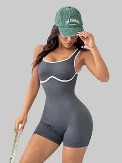 اورال شورتکی زنانه مدل سیملس پشت چین دار نوار دوزی کد 0435