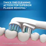 سری یدک مسواک برقی اورال بی 3 عددی مدل Oral-b Dual Clein Braun