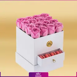 باکس گل رز صورتی ژورنالی خاص و زیبا | گلفروشی بین المللی انگور