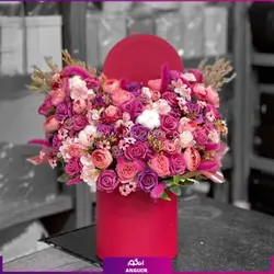 خرید آنلاین باکس گل هدیه با گل‌های مصنوعی | مرکز گل و گیاه انگور