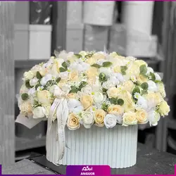 خرید آنلاین باکس گل هدیه با گل‌های مصنوعی | مرکز گل و گیاه انگور