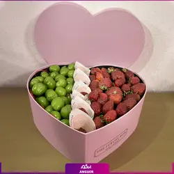 خرید آنلاین باکس نوبرانه (ترکیب زیبای توت فرنگی و آلوچه) و پول نقد