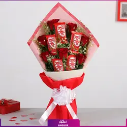 دسته گل رز قرمز با شکلات کیت کت | Kit Kat Chocolate | انگور