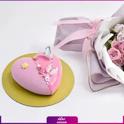 سفارش آنلاین دسته گل رز مینیاتوری به همراه کیک قلبی | انگور