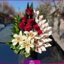 باکس گل آروشا (ترکیب گل و اسکناس) | انگور