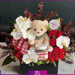 پیشنهاد انگور: باکس گل ویژه روز مادر