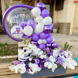 باکس گل تولد هانیدا همراه با بادکنک آرایی و کیک یک کیلویی| گل فروشی آنلاین انگور
