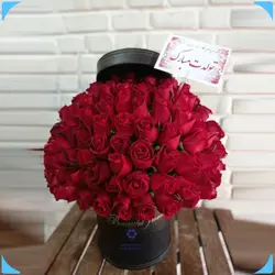 خرید باکس گل رز عاشقانه با 80 شاخه گل رز هدیه ای جذاب برای ولنتاین