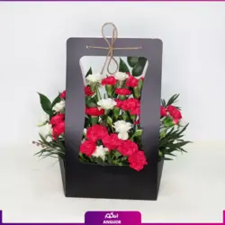 سفارش آنلاین رز باکس آتشی آذرگون ویژه مناسبت های عاشقانه از گل فروشی انگور