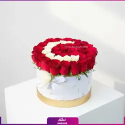 خرید باکس گل حرف c اول اسم انگلیسی | جعبه گل حرف c با گل رز