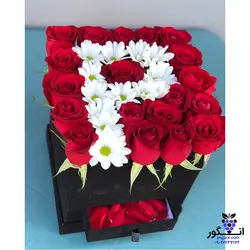 سفارش باکس گل حرف P (سفارش آنلاین با امکان مشاوره رایگان)