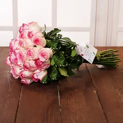 خرید دسته گل رز شوکا با گل های لب صورتی از گل فروشی آنلاین انگور
