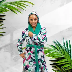 حوله پالتویی کلاه دار براش بنتون پودایران