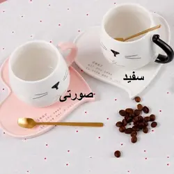 ماگ طرح گربه همراه با زیرلیوانی قلبی و قاشق