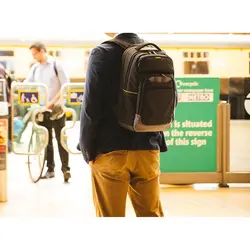 کوله پشتی لپ تاپ تارگوس TARGUS TCG660 - یک‌دو‌سه کیف