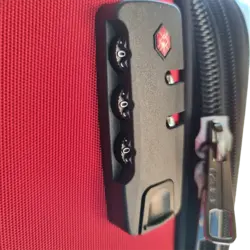 چمدان سایز متوسط وینچنزو مدل VIN100301 - فروشگاه تخصصی کیف و کوله