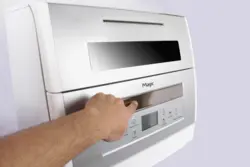 ماشین ظرفشویی رومیزی مجیک مدل 1102L
