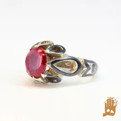 انگشتر صفوی سیاه قلم اشکی نگین یاقوت سرخ آفریقایی