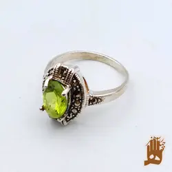 انگشتر زنانه نگین زبرجد معدنی