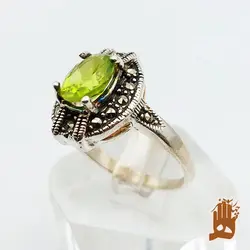 انگشتر زنانه نگین زبرجد معدنی