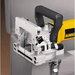 فرز بیسکویت زن دیوالت کد DW682K