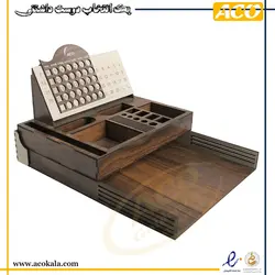 استند و تقویم چوبی دو طبقه