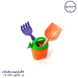 آب پاش با بیل و شن کش