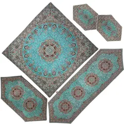 دستی ایران که امروزه در سطح جهان مشهور است ترمه و ترمه بافی مانند رومیزی و کیف ترمه  است.