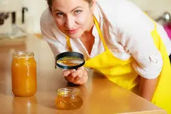 تست عسل نمونه های ۱۰۰ گرمی محصولات انگپین