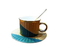 ست فنجان و نعلبکی با قاشق طرح دو رنگ طلایی و سبز