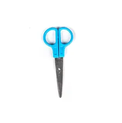 قیچی تیغه فلزی غلاف دار صریر