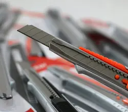 کاتر فلزی پنتر