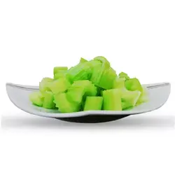 کرفس خرد شده