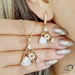 خرید و قیمت نیمست مثلث برند ژوپینگ کد 14004 | خرید سرویس مجلسی مشابه طلا در فروشگاه زیورآلات استرلینگ