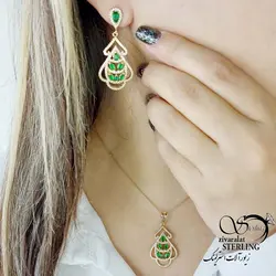 خرید و قیمت نیمست نگین سبز طرح جواهر برند ژوپینگ کد 15459 | خرید سرویس مجلسی مشابه طلا در فروشگاه زیورآلات استرلینگ