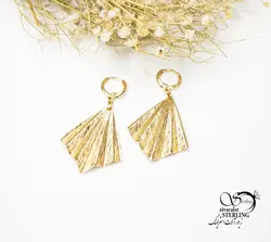 گوشواره آویز بادبزنی برند ژوپینگ