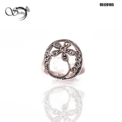 انگشتر نقره سیاه قلم گل و دایره کد:۱۲۷۰