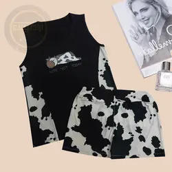 تاپ و شورتک گاوی