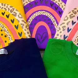 بلوز رنگین کمان و قلب