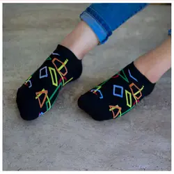 جوراب طرح هندسی